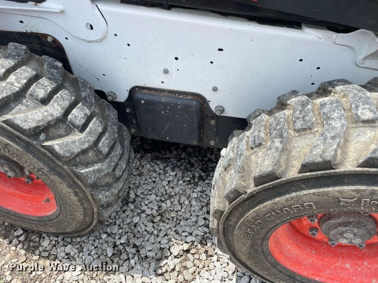 image for item JC9866 2015 Bobcat S650  skid steer loader