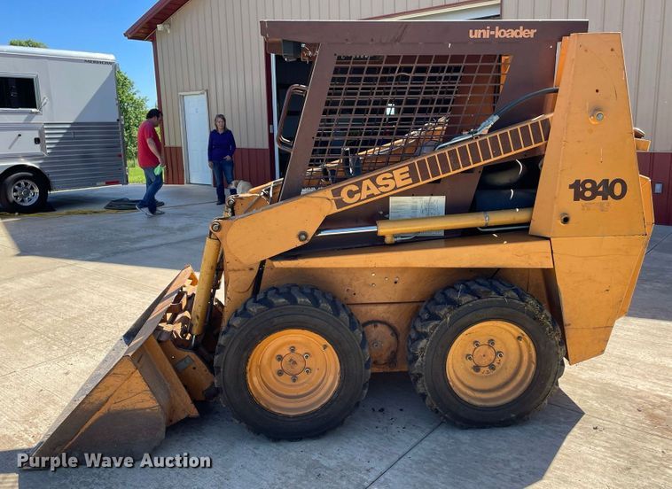 image for item JC9879 1992 Case 1840  skid steer loader
