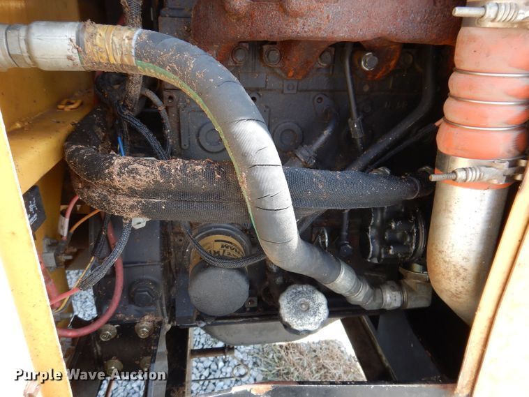 image for item JH9740 2010 Vermeer BC1200XL  wood chipper