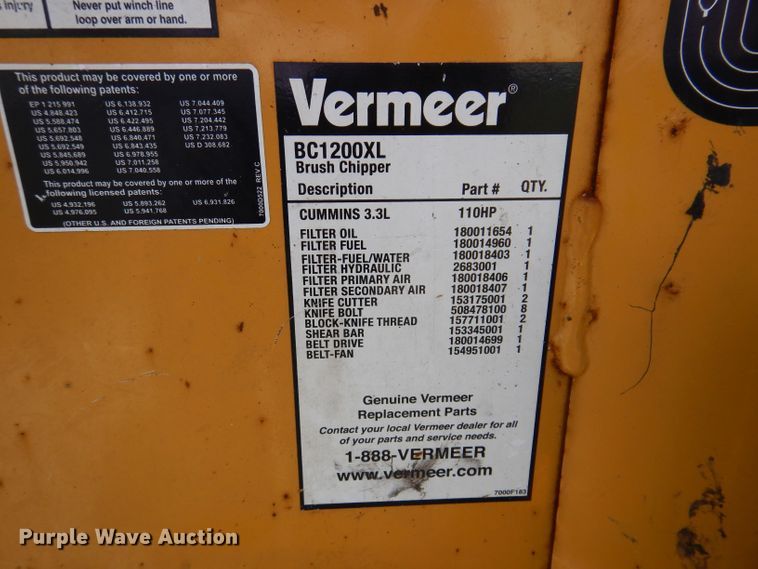 image for item JH9740 2010 Vermeer BC1200XL  wood chipper