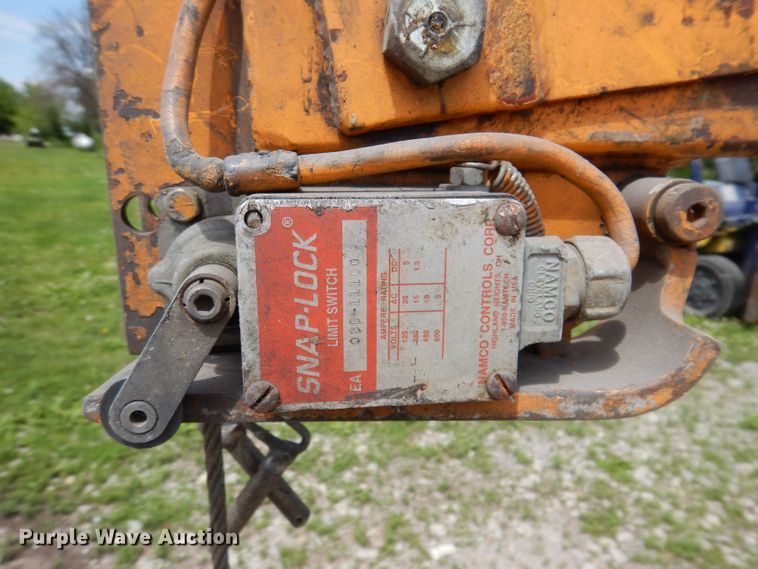 image for item JH9741 Broderson IC-20-1E  crane