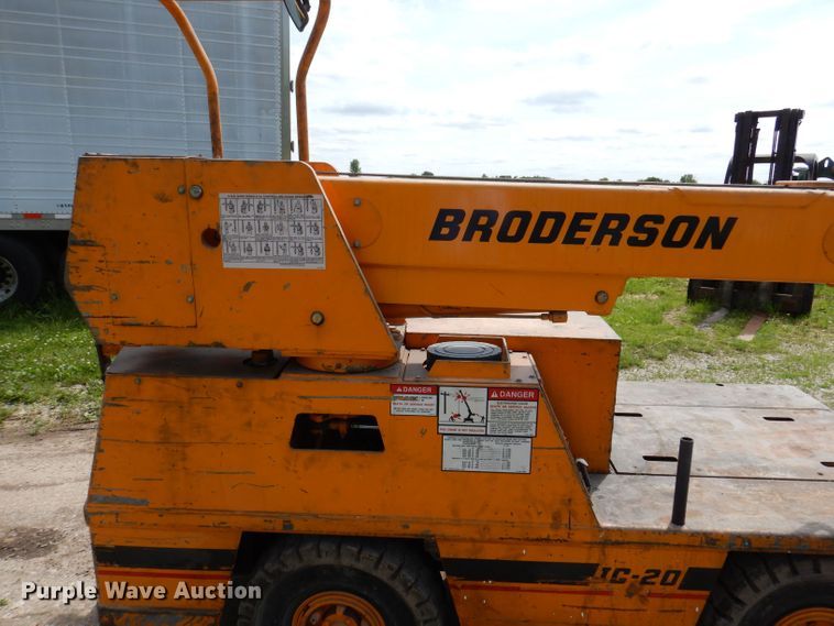 image for item JH9741 Broderson IC-20-1E  crane