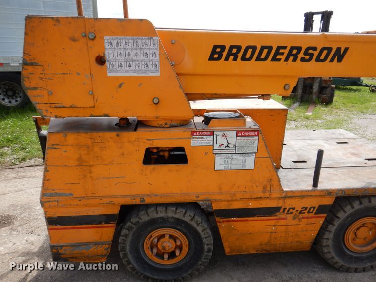 image for item JH9741 Broderson IC-20-1E  crane