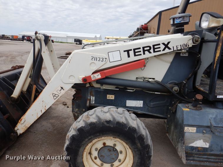 image for item JH9742 2005 Terex 760B  backhoe