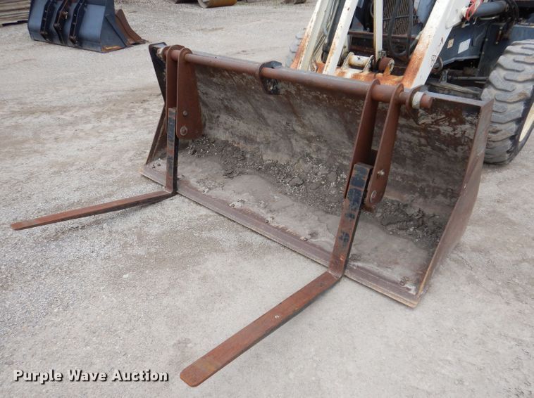 image for item JH9742 2005 Terex 760B  backhoe