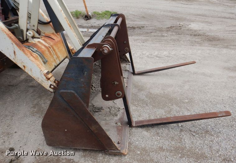 image for item JH9742 2005 Terex 760B  backhoe