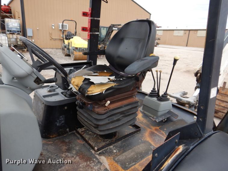 image for item JH9742 2005 Terex 760B  backhoe