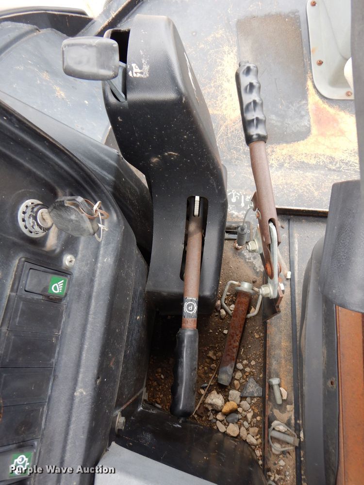 image for item JH9742 2005 Terex 760B  backhoe