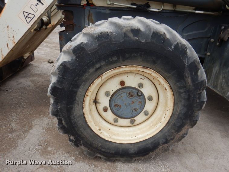 image for item JH9742 2005 Terex 760B  backhoe