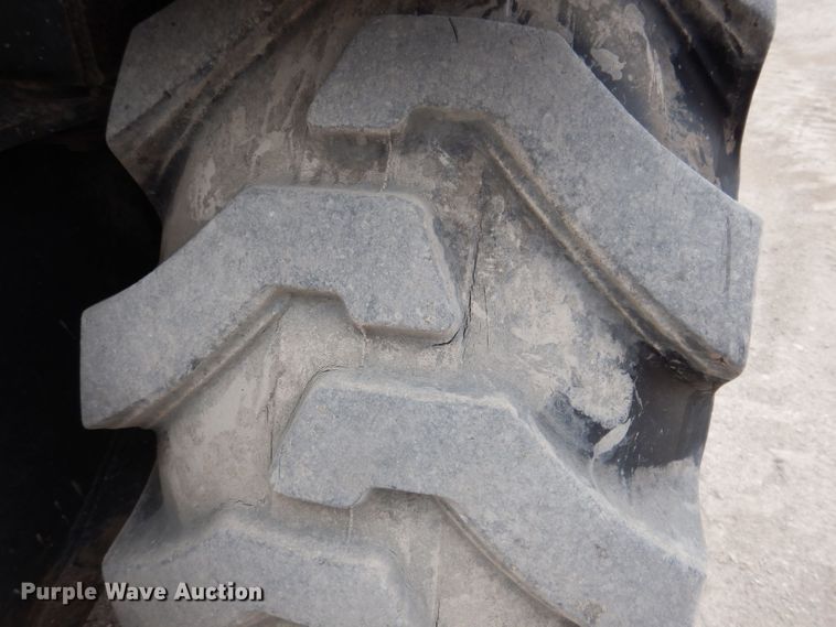 image for item JH9742 2005 Terex 760B  backhoe