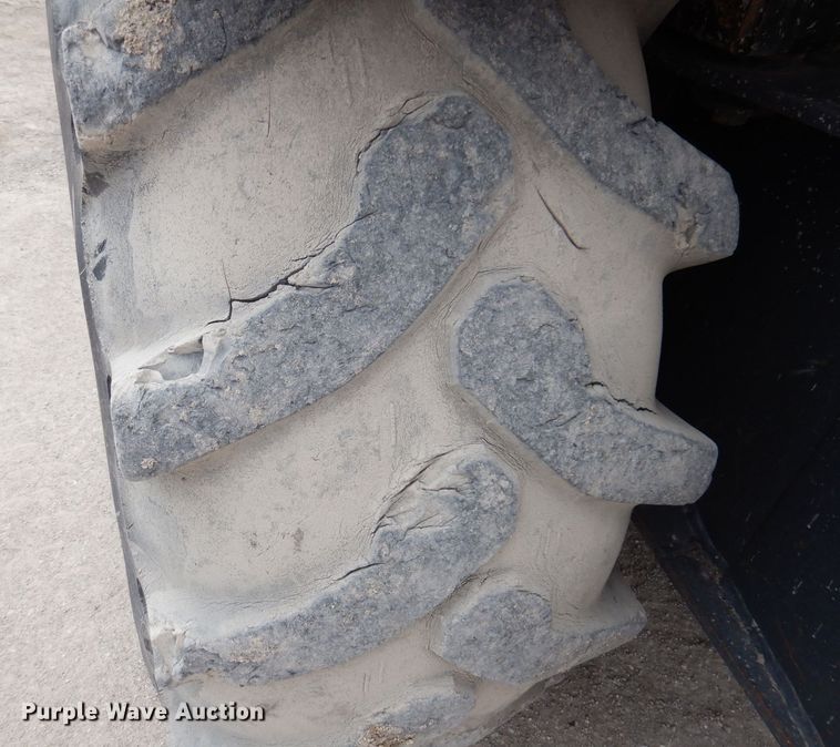 image for item JH9742 2005 Terex 760B  backhoe