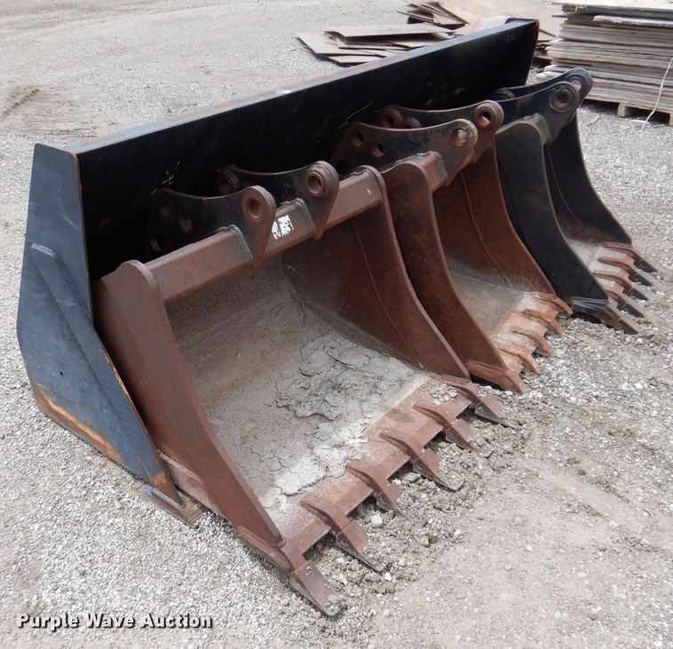 image for item JH9742 2005 Terex 760B  backhoe