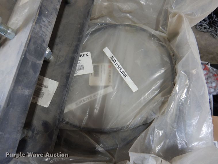 image for item JH9742 2005 Terex 760B  backhoe