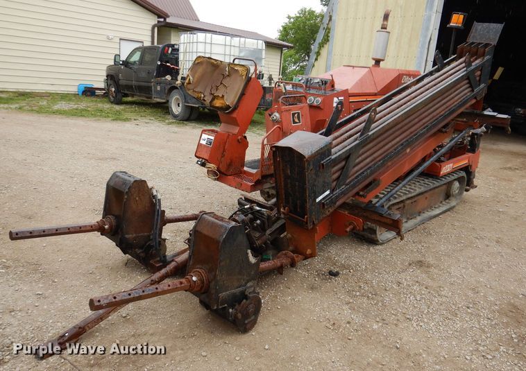 image for item JH9752 1997 Ditch Witch JT2321  directional boring unit