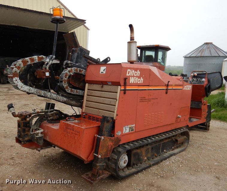 image for item JH9752 1997 Ditch Witch JT2321  directional boring unit