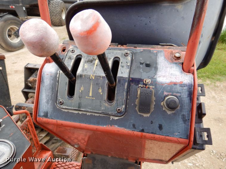 image for item JH9752 1997 Ditch Witch JT2321  directional boring unit