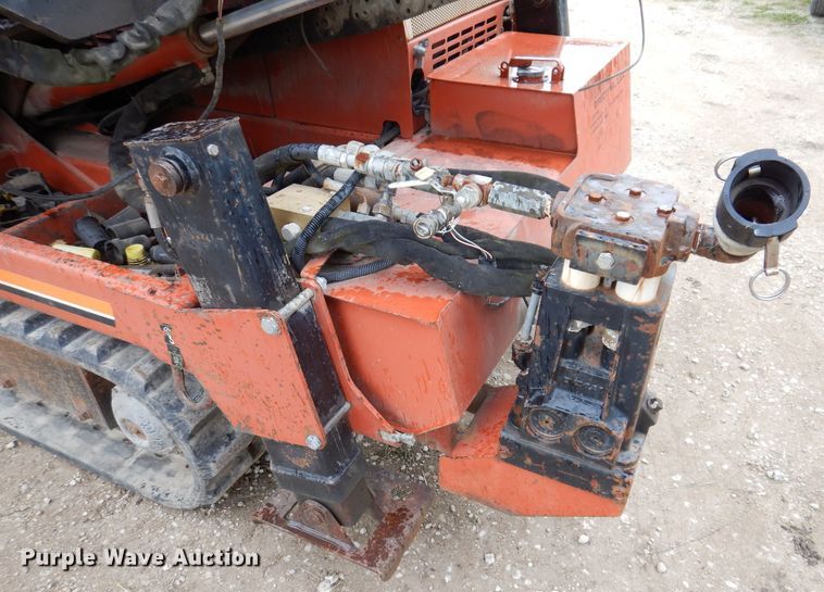 image for item JH9752 1997 Ditch Witch JT2321  directional boring unit