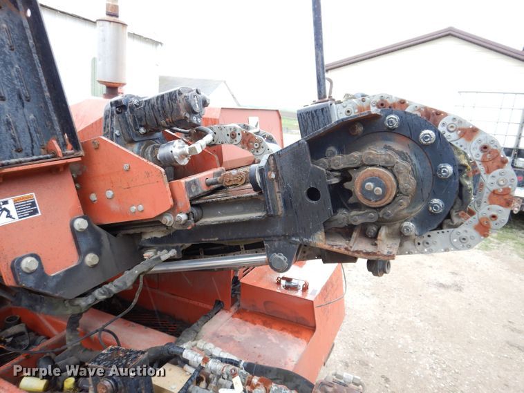 image for item JH9752 1997 Ditch Witch JT2321  directional boring unit