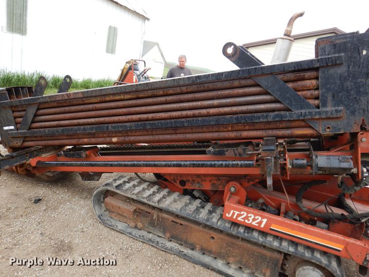 image for item JH9752 1997 Ditch Witch JT2321  directional boring unit