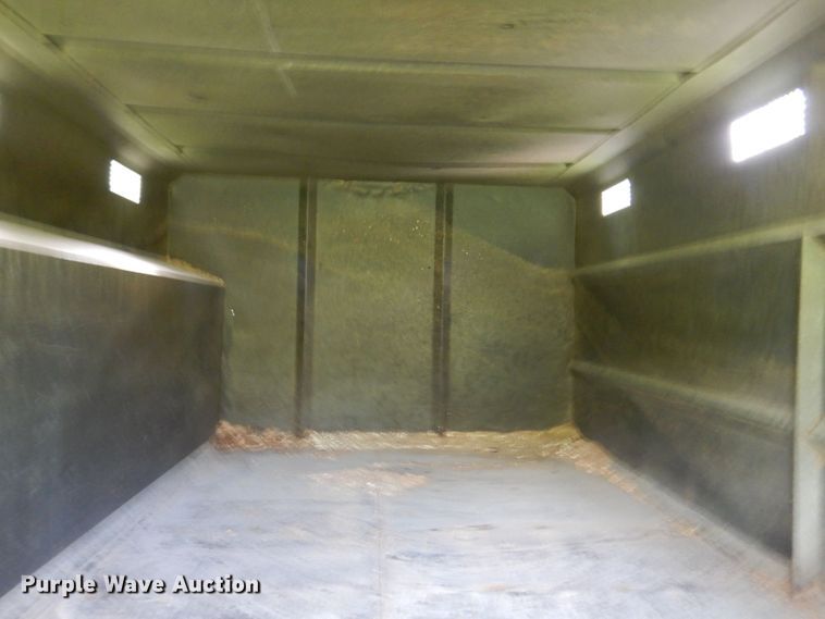 image for item JH9771 2004 GMC C7500  forestry bucket truck