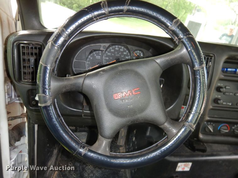 image for item JH9771 2004 GMC C7500  forestry bucket truck