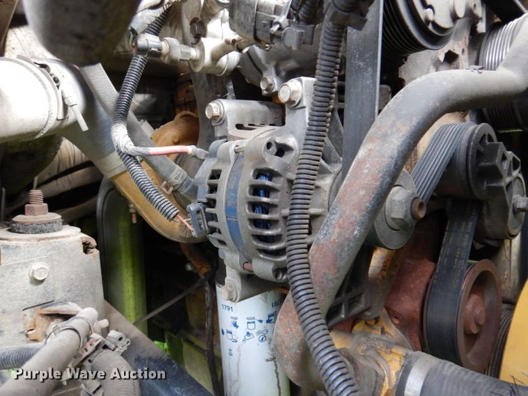 image for item JH9771 2004 GMC C7500  forestry bucket truck