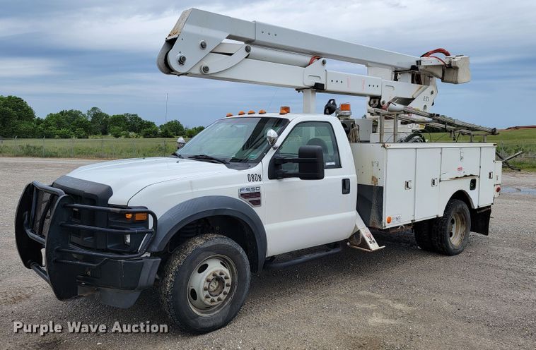image for item JL9425 2008 Ford F550 Super Duty  bucket truck