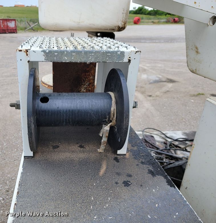 image for item JL9425 2008 Ford F550 Super Duty  bucket truck