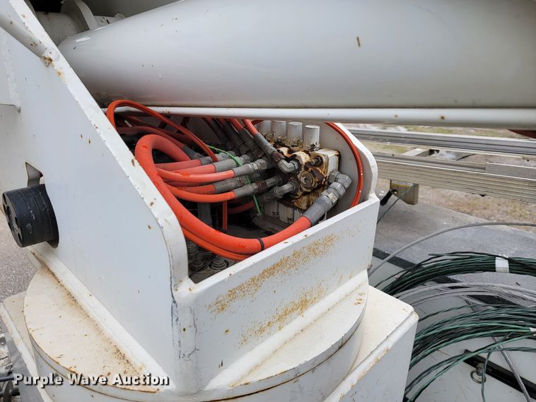 image for item JL9425 2008 Ford F550 Super Duty  bucket truck