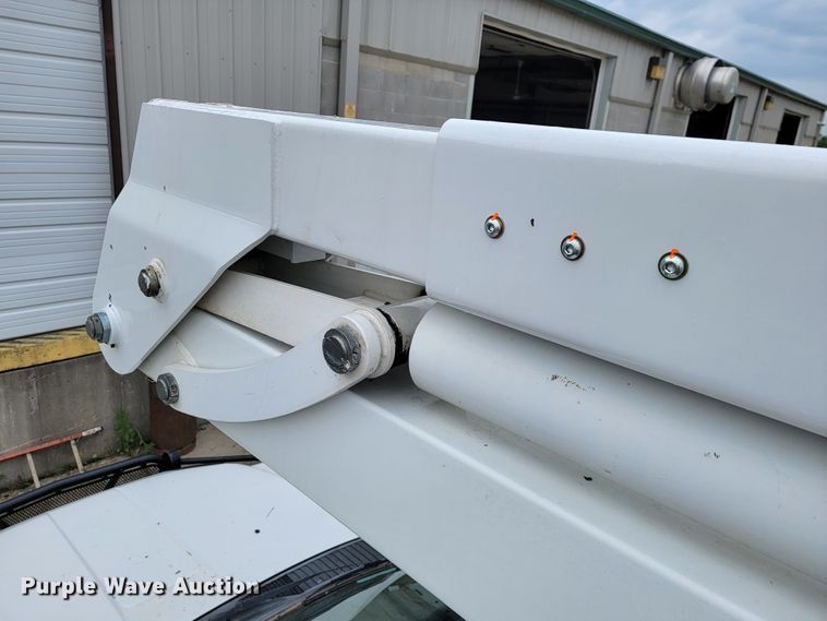 image for item JL9425 2008 Ford F550 Super Duty  bucket truck