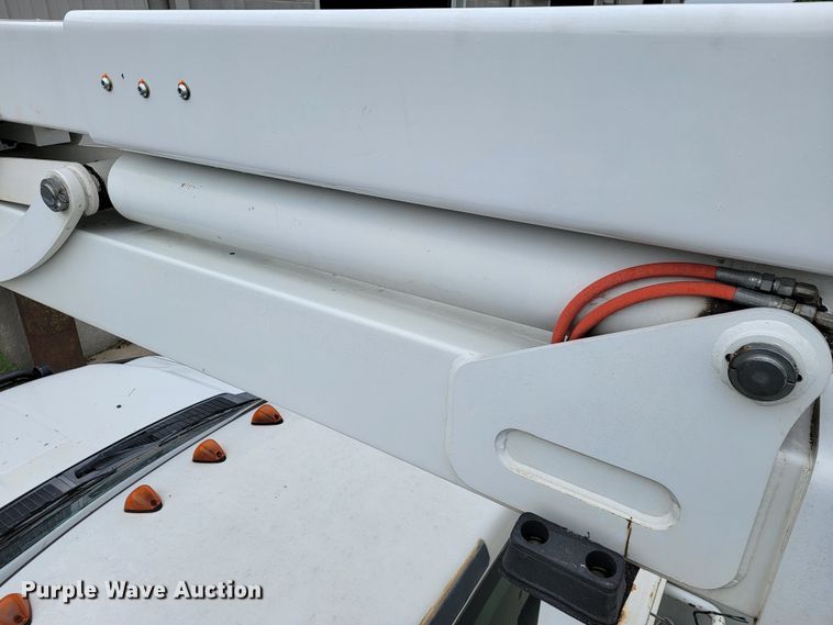 image for item JL9425 2008 Ford F550 Super Duty  bucket truck