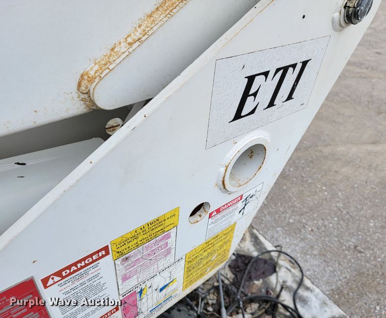 image for item JL9425 2008 Ford F550 Super Duty  bucket truck