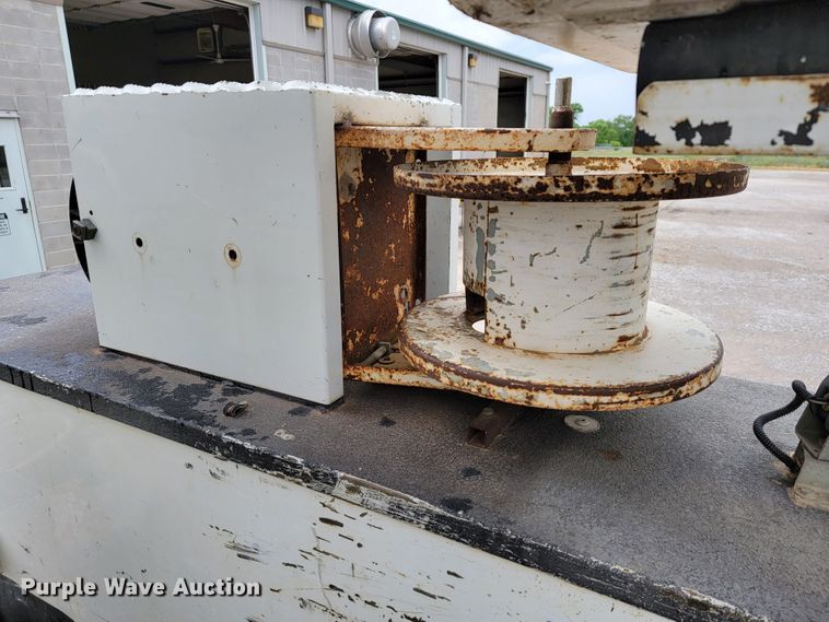 image for item JL9425 2008 Ford F550 Super Duty  bucket truck