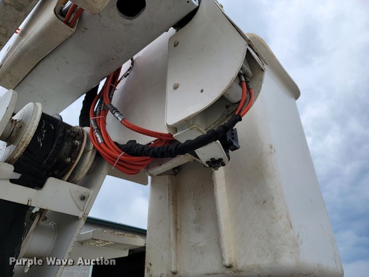 image for item JL9425 2008 Ford F550 Super Duty  bucket truck