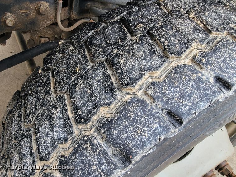 image for item JL9425 2008 Ford F550 Super Duty  bucket truck