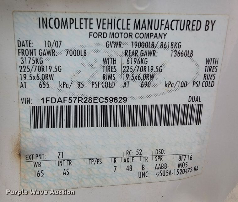 image for item JL9425 2008 Ford F550 Super Duty  bucket truck