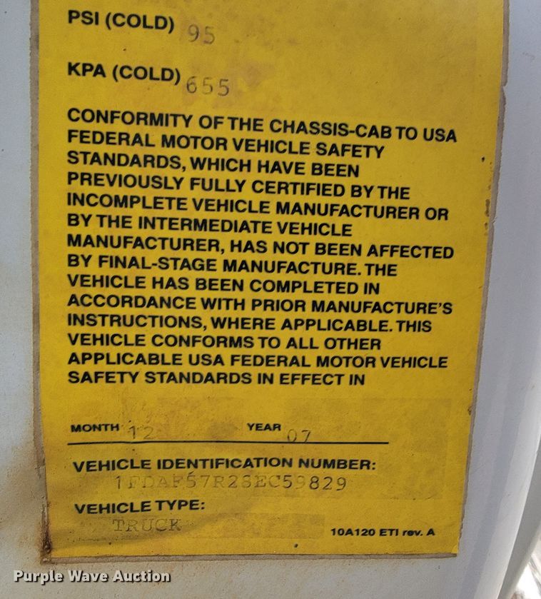 image for item JL9425 2008 Ford F550 Super Duty  bucket truck