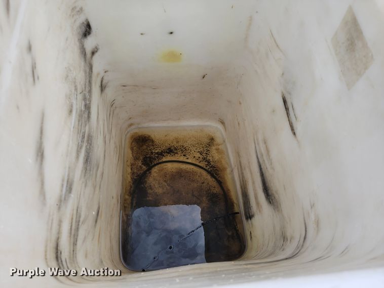 image for item JL9426 2015 Ford F550 Super Duty  bucket truck