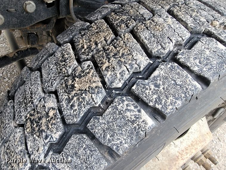 image for item JL9426 2015 Ford F550 Super Duty  bucket truck