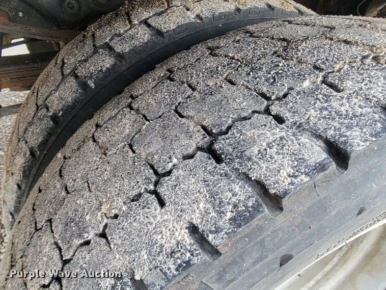 image for item JL9426 2015 Ford F550 Super Duty  bucket truck