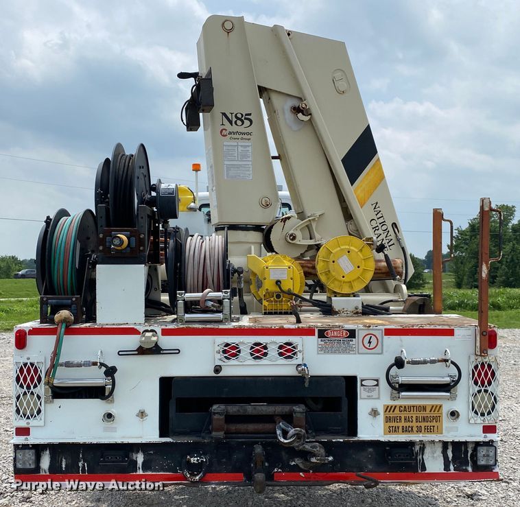 image for item JU9233 2008 Freightliner Business Class M2  crane truck