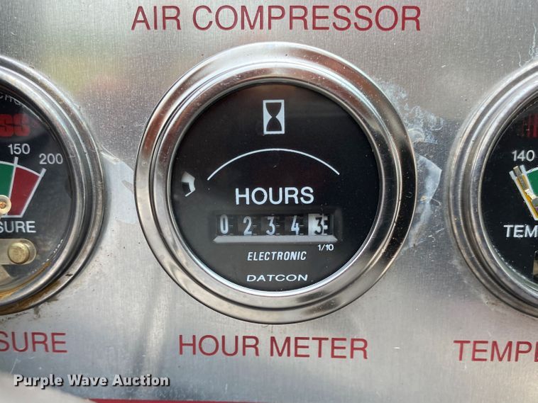 image for item JU9233 2008 Freightliner Business Class M2  crane truck