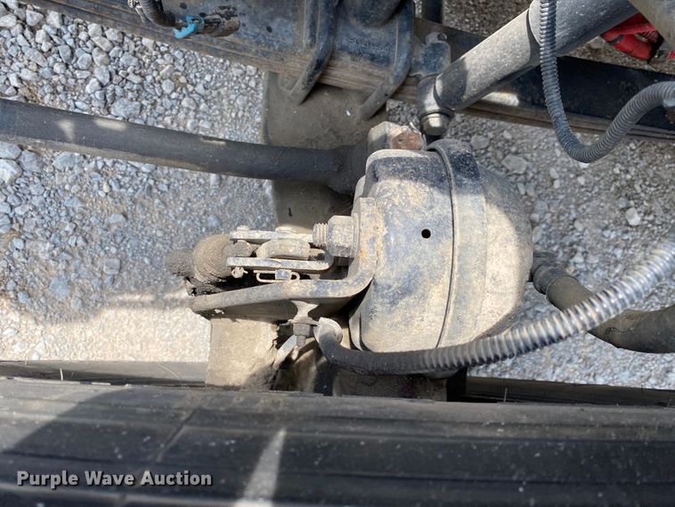 image for item JU9233 2008 Freightliner Business Class M2  crane truck