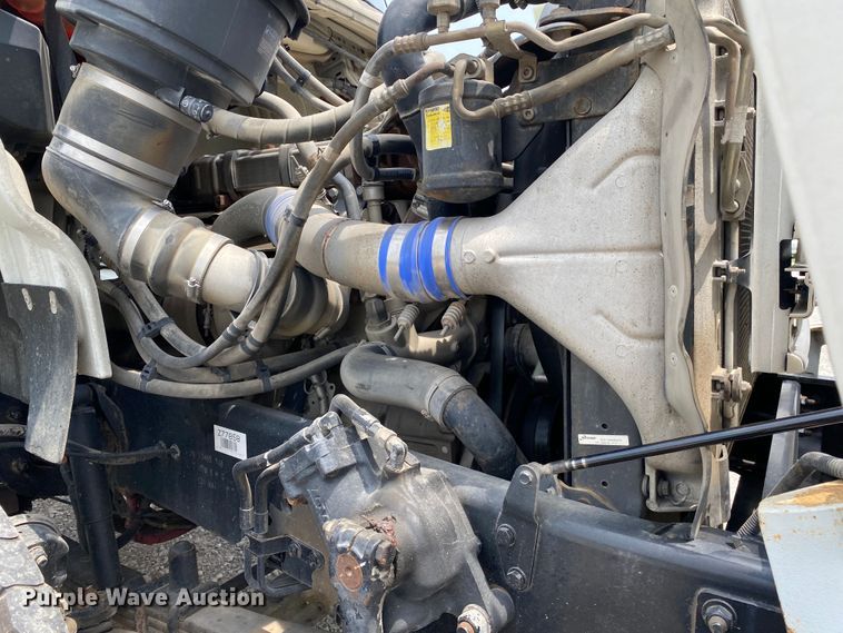 image for item JU9233 2008 Freightliner Business Class M2  crane truck