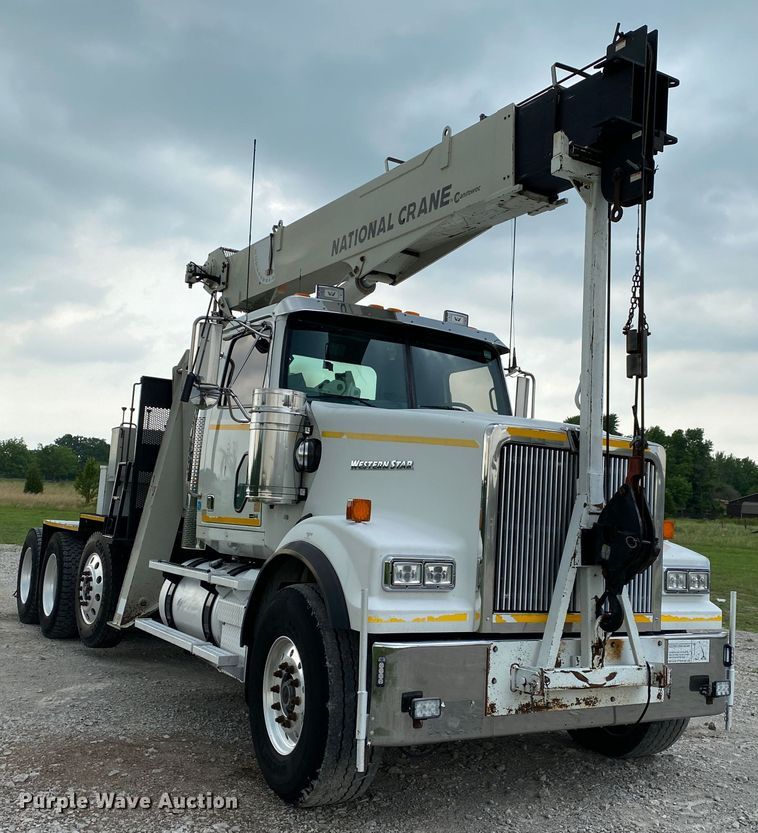 image for item JU9235 2011 Western Star 4900FA  crane truck