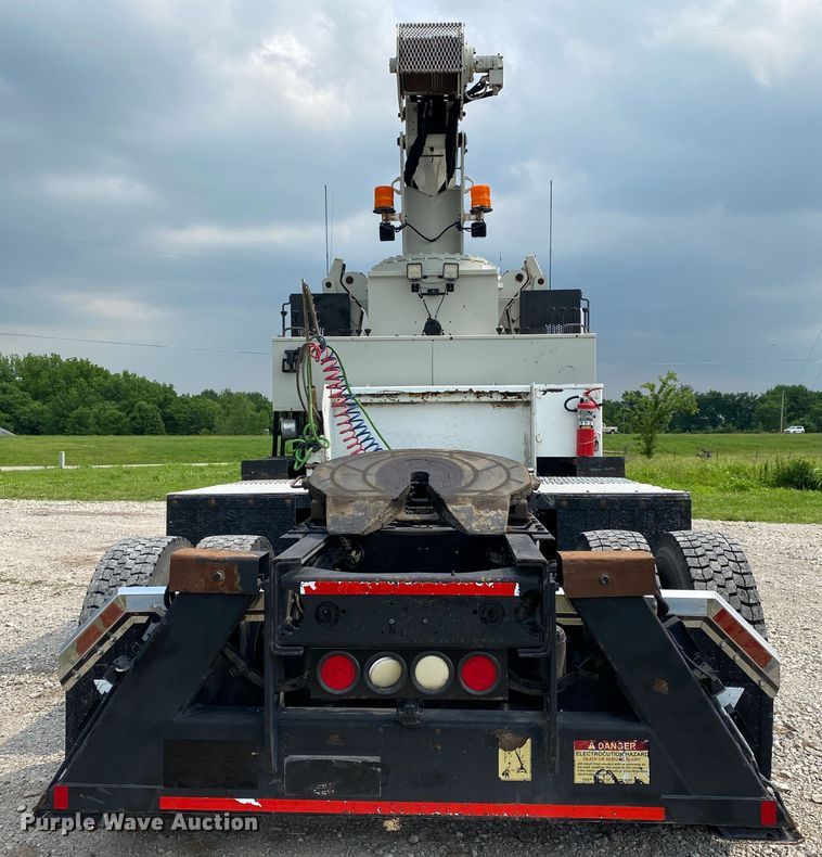 image for item JU9235 2011 Western Star 4900FA  crane truck