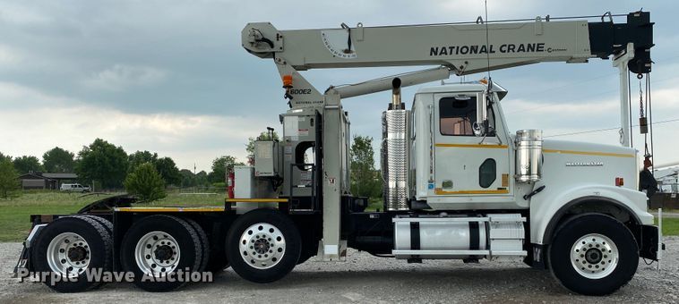 image for item JU9235 2011 Western Star 4900FA  crane truck