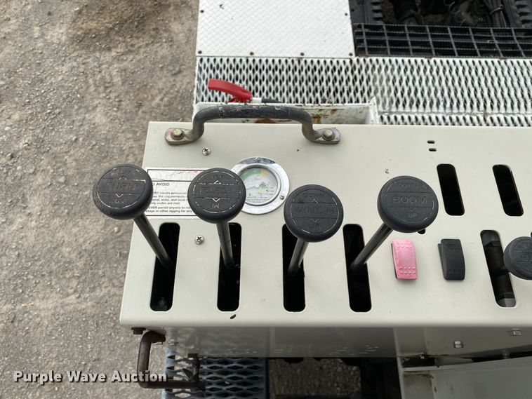 image for item JU9235 2011 Western Star 4900FA  crane truck