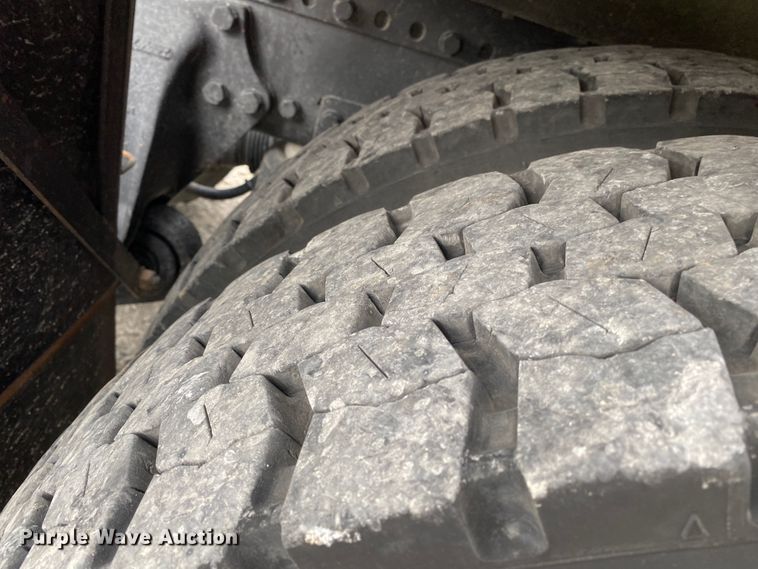 image for item JU9235 2011 Western Star 4900FA  crane truck