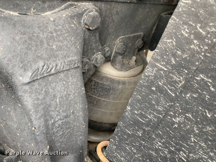 image for item JU9235 2011 Western Star 4900FA  crane truck